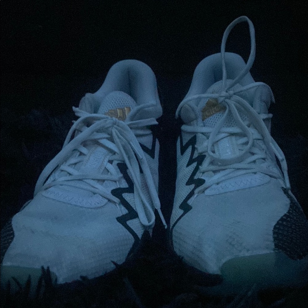 GAP White and Black Sneakers